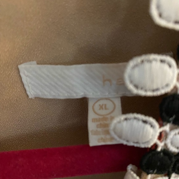 Dress - Picture 4 of 4